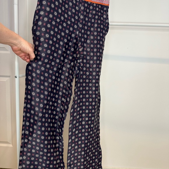 Gorgeous Massimo Dutti wide leg silky dress pants US 2 NWOT - Picture 2 of 11